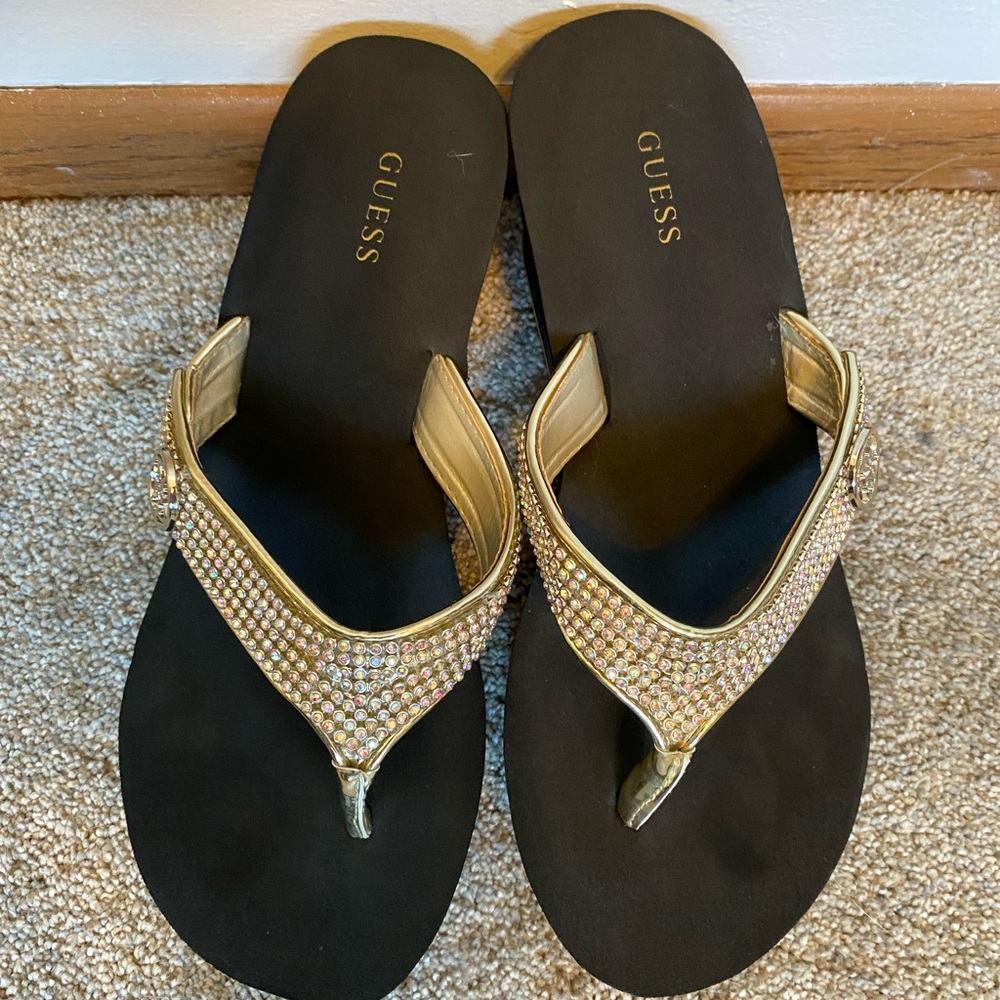 GUESS Women's Gold and Black Sandals